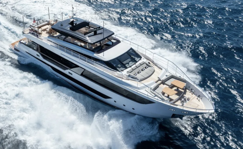 O maior yacht produzido em série no Brasil - Ferretti Yachts 1000