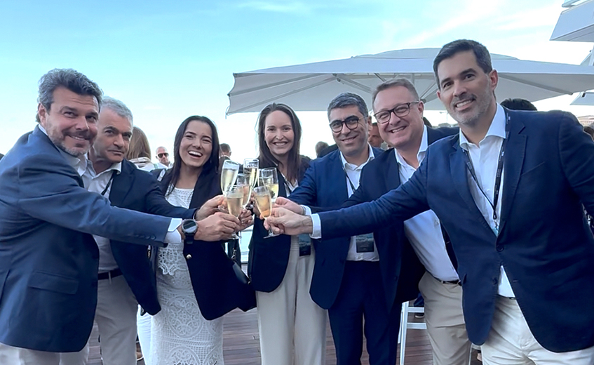 OKEAN no topo do FERRETTI GROUP Global Dealers Conference